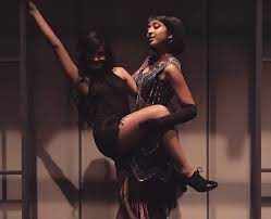 The weight varies from time to time, here you get the latest weight. Maitreyi Ramakrishnan 11 Facts About The Never Have I Ever Actress You Need To Know Popbuzz