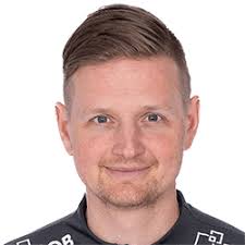 Erik Huseklepp » Record by referee Bernie Raymond Blom