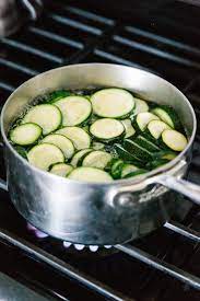 May 27, 2021 · whether they're from your garden or the grocery store, these recipes will help you use up leftover herbs so they don't go to waste. How To Freeze Zucchini Downshiftology