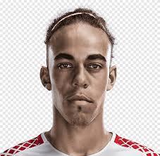 Ob das spiel eigentlich schon 10 sekunden vorher hätte abgepfiffen werden müssen, ist uns eigentlich herzlich egal. Naby Keita Rb Leipzig Forehead Cheek Chin Emil Forsberg Face Head Png Pngegg