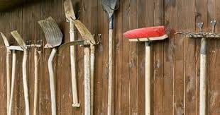 Gartengerate Aufbewahrung Google Suche Haus Und Garten Gartenhutte Gartenwerkzeug