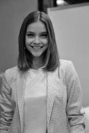 Barbara Palvin Gambar