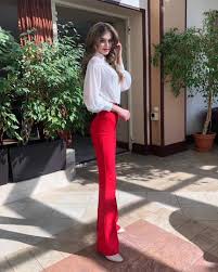 Во флориде прошел финал главного конкурса красоты в. Tochenaya Figura Ogromnye Golubye Glaza I Gustye Volosy Kto Stal Obladatelnicej Titula Miss Rossiya 2019 Wmj Ru