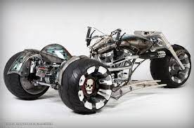 Pjd Gears Of War 3 Trike This Thing Is Amazing Trike Chopper Bike Cool Bikes