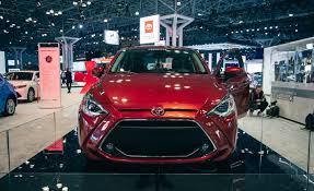 La tecnología y el diseño se combinan para ofrecer la solución perfecta. 2020 Toyota Yaris Hatchback Subcompact Is A Rebadged Mazda 2