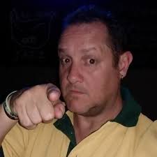 Is tipping necessary/expected? If so, how much? I get confused with  different places in Europe handling it differently so I just wanted to  confirm