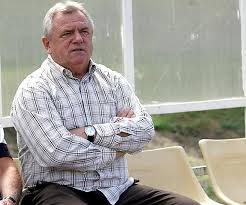 Egyik legendája mészöly kálmán is pénzbüntetést kapott bundában való részvételért, mint a zalaegerszeg edzője, az 1988. Meszoly Kalman Elnezest Kert Rasszista Ertelmu Megjegyzeseert Nso