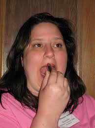 VALHALLA: Visual Hallucination for Machine Translation Supplemental Material