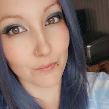 Jessica Specht's Instagram, Twitter & Facebook