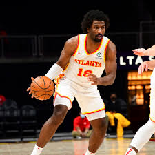 Black sports online julius randle has the new york knicks nba playoff relevant for the first time in a long time and atlanta hawks guard trae young has knicks fans up to their usual antics. Atlanta Hawks Guarantee Solomon Hill S Contract Through Rest Of 2020 21 Season Arizona Desert Swarm