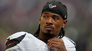 Bengals WR Ja'Marr Chase day to day with shoulder injury. DT Reader and CB  Ivey lost for the season