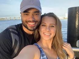 Brooke Grantham's Instagram, Twitter & Facebook