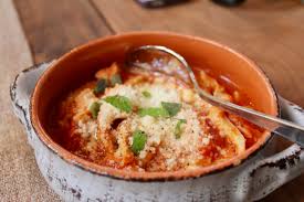 Ancient rome had neither refined sugar nor butter, two ingredients perhaps most closely the sources for roman dishes range from pure cookbooks such as apicius, a latin collection of recipes from the 4th or 5th century ce, to the. Roman Cuisine Find Out What It Is And Where To Eat It In Rome