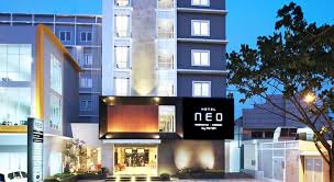 Scopri ricette, idee per la casa, consigli di stile e altre idee da provare. Verse Hotel Cirebon Sebogo