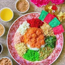 Dim sum merupakan sejenis masakan cina yang merupakan hidangan ringan lingkungan luas yang dihidang bersama teh cina. 7 Makanan Tradisional Kaum Cina Yang Wajib Anda Cuba