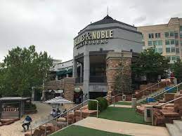 As Utah S First Dave Amp Buster S Prepares To Open At The Gateway Barnes Amp Noble Decides To Leave The Salt Lake Mall