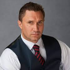 Roger Foley's Instagram, Twitter & Facebook