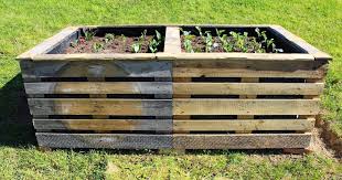 Alliumart Bloggt Aus Dem Garten Der Kuche Dem Web Und Von Unterwegs Hochbeet Hochbeet Aus Paletten Gemusehochbeet