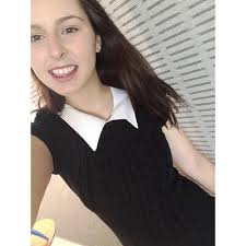 Bella Chapman (@lovelybellaxo)