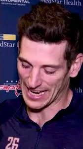 Nic Dowd isn't going anywhere ✍️ ❤️ #capitals #nhl #shorts