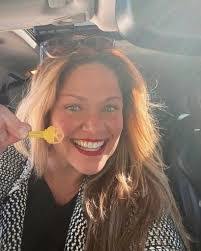 Debbie Costa's Instagram, Twitter & Facebook