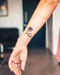 Meaningful Small Tattoos For Women Simple Small Tattoo Ideas Palm Tattoos Unique Tattoo Designs Unique Tattoo