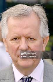 205 Steve Livingstone Fotos und hochauflösende Bilder