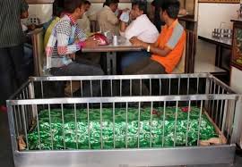 Dapatkan diskon pagar minimalis hanya di bukalapak. Cuma Di India Kuburan Di Dalam Restoran