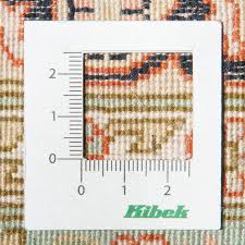 Teppich gehört in den westlichen ländern zu den am häufigsten verwendeten bodenbelägen mit einem kälteren klima. Knoten Pro M2 K Lexikon Kibek