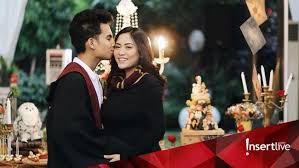 Niko pernah hadiahi mobil ke rachel saat pacaran. Harmonis Berujung Cerai Ini Fakta Hubungan Rachel Vennya Dan Niko