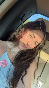 Hello there everyone, My name is Joanna. I am a 21 year old going through  online school. I have one child of my own. I absolutely love kids and I do  this