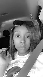 Deandria Metoyer's Instagram, Twitter & Facebook