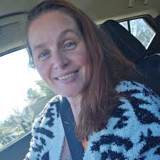 What are some local cake bakery recommendations in Columbia?