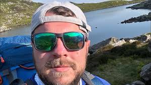 TRYFAN SOLO CAMP IN OEX PHOXX 2