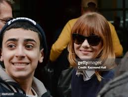 1 802 photos et images haute résolution de Emma Raymond