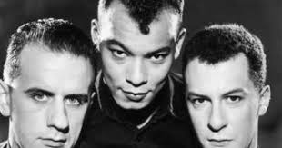 Fine Young Cannibals She Drives Me Crazy Official Video Love She Drives Me Crazy Fyc Comedien Clip Video Humoristes