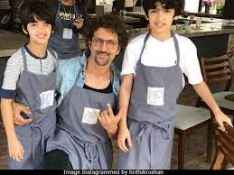 Последние твиты от hrithik roshan (@ihrithik). Inside Hrithik Roshan Sussanne Khan S Well Spent Sunday With Hrehaan And Hridhaan