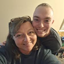 From all of us at Lavalette Giovanni's, our heartfelt condolences go out to  the family and loved ones of Kennadi Mollet. May God's comfort and peace  surround you during this difficult time.”