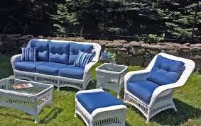 Outdoor Wicker Set Of 5 Princeton White Outdoor Wicker Blog Www Wickerparadise Outdoor Wicker Furniture Outdoor Wicker Set Modern Patio Furniture