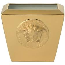 Versace Home Medusa Gold Vase 1 990 Sar Liked On Polyvore Featuring Home Home Decor Vases Gold Gold Home Gold Home Accessories Gold Vases Versace Home