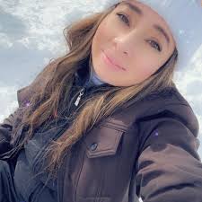 Stephanie Desantiago's Instagram, Twitter & Facebook