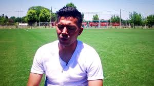 Luján began with argentine primera división side belgrano, his debut for the club came on 11 may 2014 in a league draw with arsenal de sarandí. Mano A Mano Con Nahuel Lujan Belgrano Directo Youtube