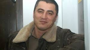 Citeste tot despre craniul găsit pe malul râului olt, judeţul covasna, ar putea face lumină în misterioasa dispariţie, de acum trei ani, a avocatei din braşov, elodia ghinescu. IpotezÄ Soc PoliÅ£istul CioacÄ A Acoperit Cu Glet Si Vopsea Sangele Elodiei Antena 3