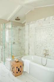 Elegant Bathroom In Calcutta Gold Marble White Marble Bathrooms Elegant Bathroom Bathroom Design