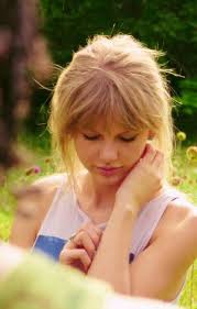 Pin By Thomas Thabang On Taylor Swift In 2020 Taylor Swift Legs Taylor Swift Hot Taylor Alison Swift