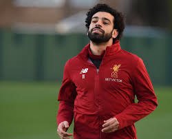 ومن المنتظر أن يقود محمد صلاح هجوم ليفربول في. Ù„ÙŠÙØ±Ø¨ÙˆÙ„ Ø§Ù„Ø¥Ù†Ø¬Ù„ÙŠØ²ÙŠ Ù…Ù‡Ù†Ø¦Ø§ Ù…Ø­Ù…Ø¯ ØµÙ„Ø§Ø­ Ø±ÙØ¹Øª Ø³Ù‚Ù Ø£Ø­Ù„Ø§Ù…Ù†Ø§ Ù„Ù„ØªØªÙˆÙŠØ¬ ÙƒØ£ÙØ¶Ù„ Ù„Ø§Ø¹Ø¨ Ø¨Ø§Ù„Ø¹Ø§Ù„Ù…