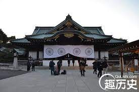 靖國神社爭議 ，是 靖國神社 在 日本 國內與 國際社會 所引發的爭議 。 é–åœ‹ç¥žç¤¾ç‚ºä½•æœƒå¼•ç™¼çˆ­è­° 1978å¹´é–‹å§‹ä¾›å¥‰æˆ°çŠ¯ æ¯æ—¥é ­æ¢