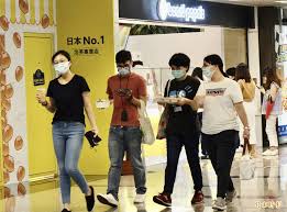 Jun 08, 2021 · 去年因為新冠疫情爆發而收掉新店中正店的香雞城，留下新莊龍安店持續營運，不過今年5月這波疫情來得又急又猛，餐廳被迫停止內用服務，昨日指揮中心又宣布三級警戒延長到6月28日，由於疫情遲遲不見曙光，這也讓香. 5lldgg 0exzqmm