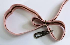 Gurtschieber Auf Gurt Fadeln Gurtband Einfadeln Anleitung In 2020 Schieber Kosmetiktasche Reissverschluss Anleitung