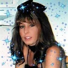 Kellie Helms's Instagram, Twitter & Facebook